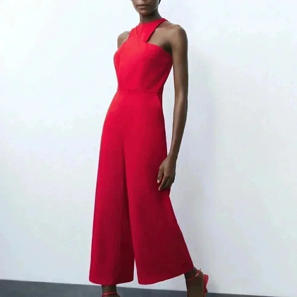 Red Elegant Women's Solid Color Open Shoulder Casual Summer Jumpsuit - Picture 2 of 7